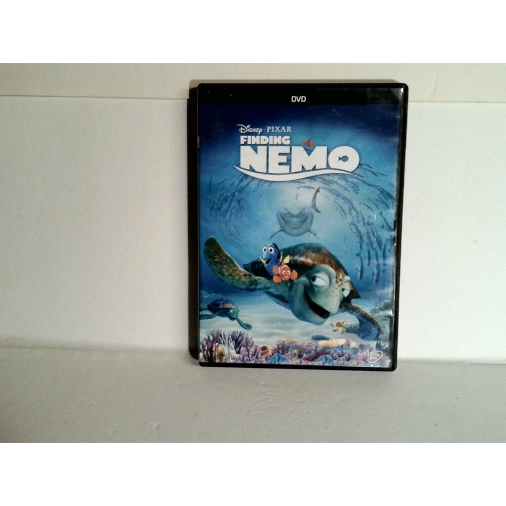 Finding Nemo DVD 2003 Underwater Animated Adventure Fish Fun Watch